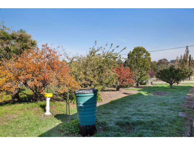 34 Rogers St, Creswick VIC 3363