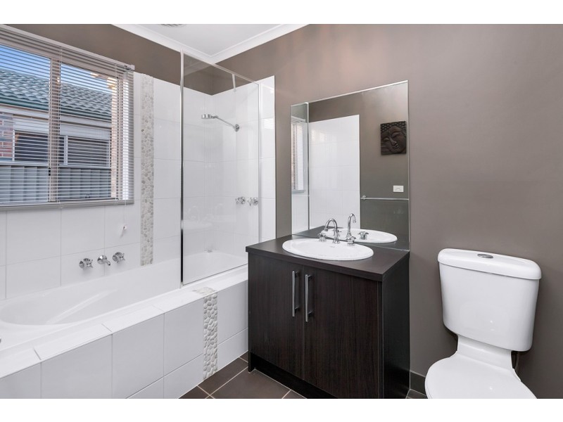 22 Rorey Street, Delacombe VIC 3356