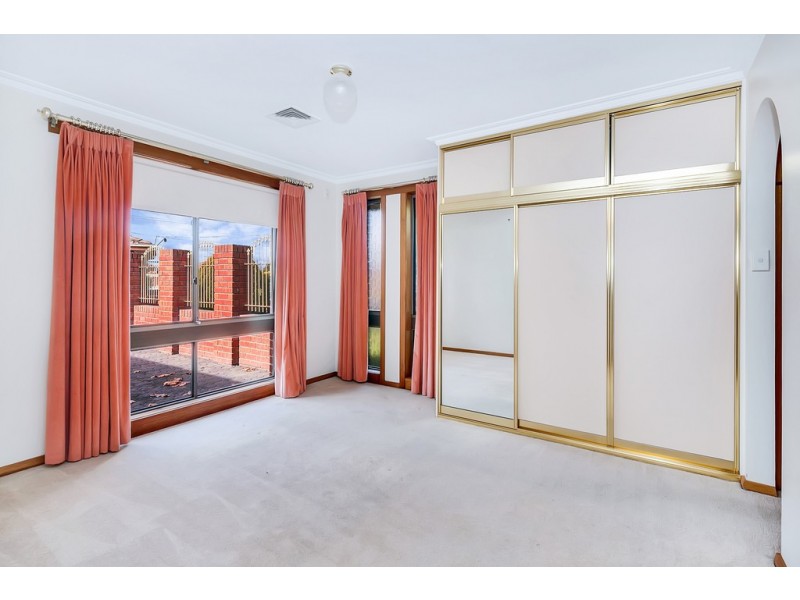 66 Langstaffe Drive, Wendouree VIC 3355