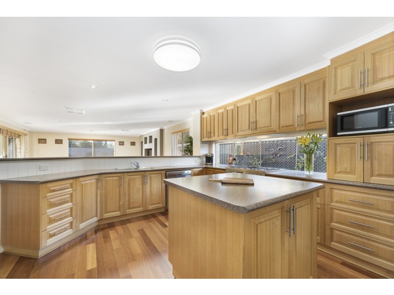 11 Corriedale Court, Alfredton VIC 3350