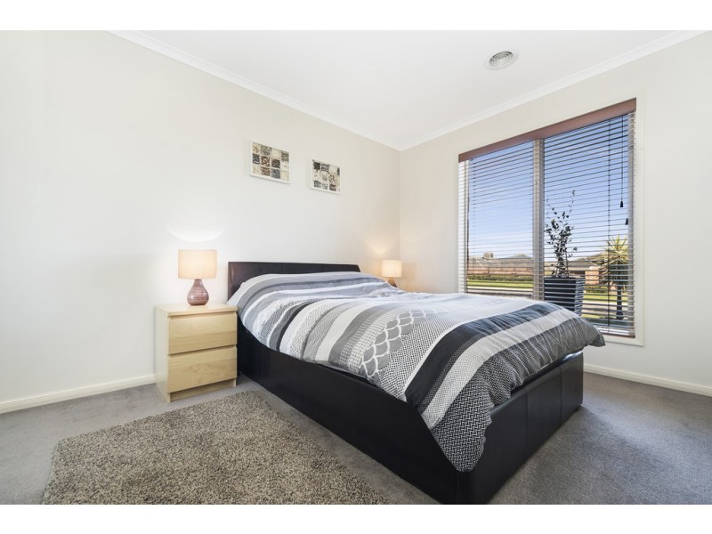 11 Corriedale Court, Alfredton VIC 3350