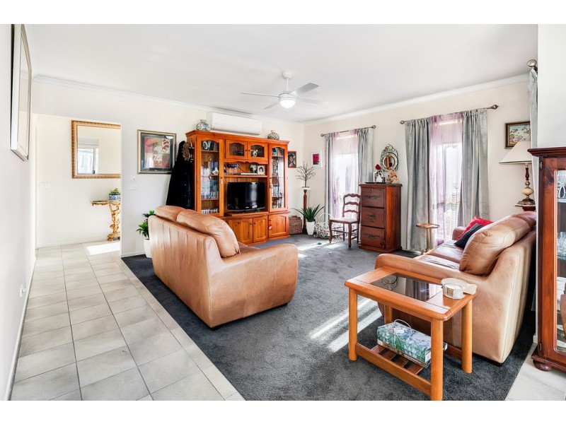 5 Queen St, Carisbrook VIC 3464