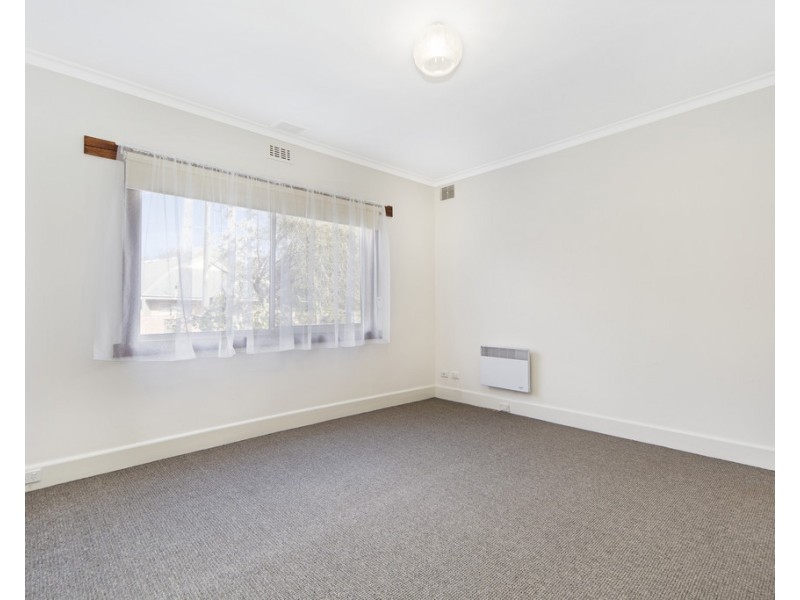 16 Smith Street, Newington VIC 3350