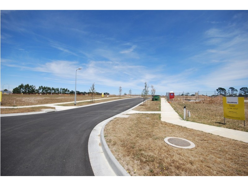 40 (Lot 121) Continuance Way, Delacombe VIC 3356