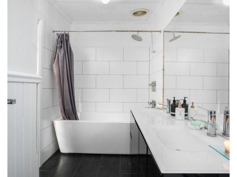 411 Nicholson Street, Black Hill VIC 3350