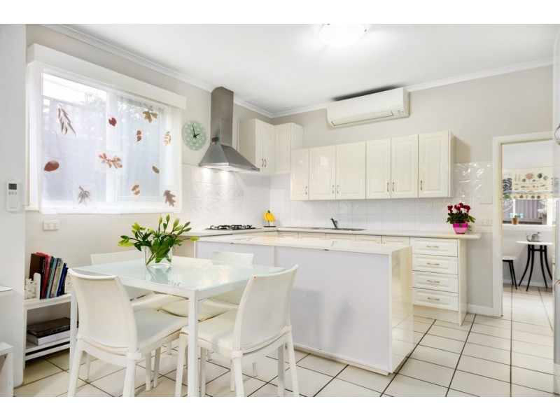 2 Macarthur Street, Soldiers Hill VIC 3350