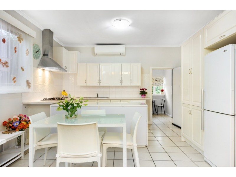 2 Macarthur Street, Soldiers Hill VIC 3350