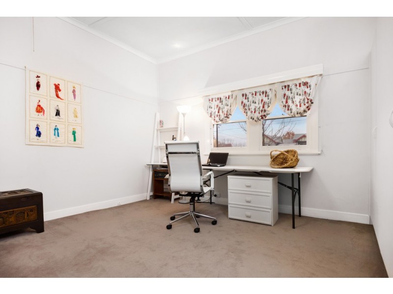 2 Macarthur Street, Soldiers Hill VIC 3350