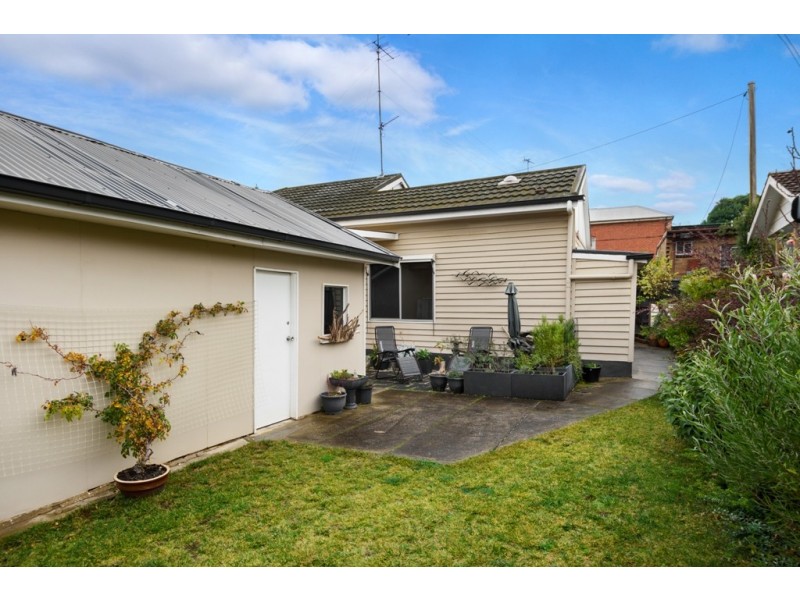 2 Macarthur Street, Soldiers Hill VIC 3350