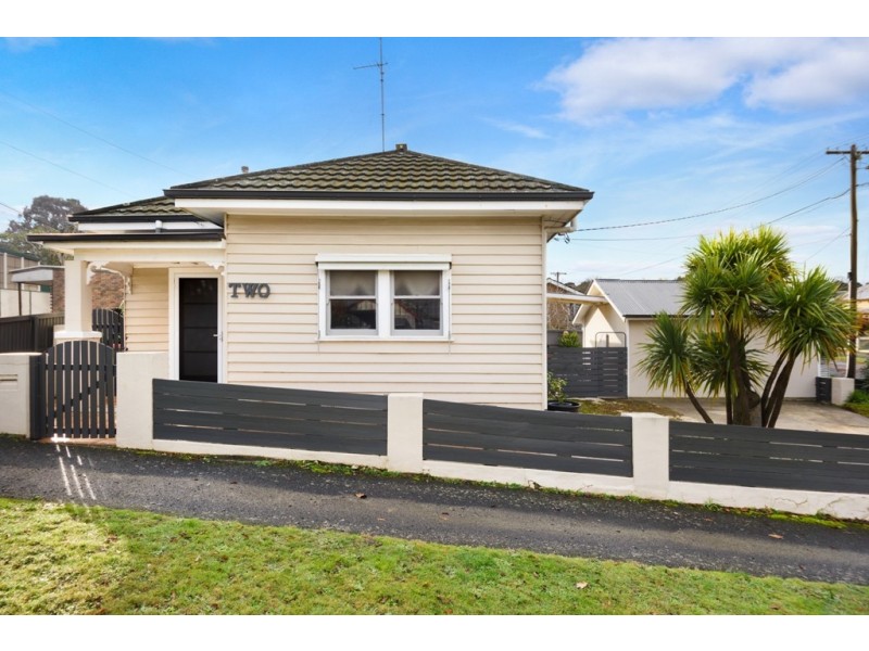 2 Macarthur Street, Soldiers Hill VIC 3350