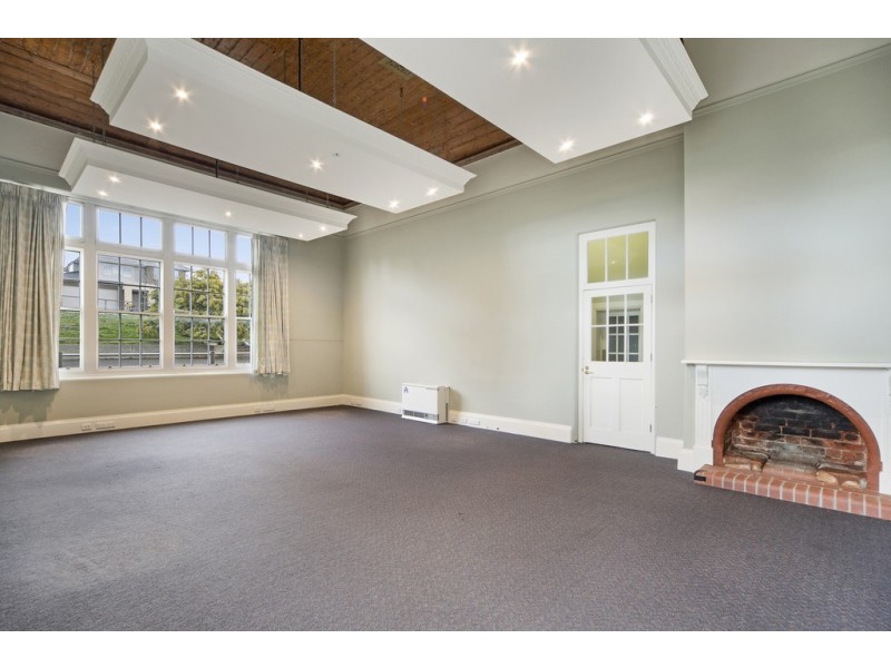 120 English Street, Golden Point VIC 3350