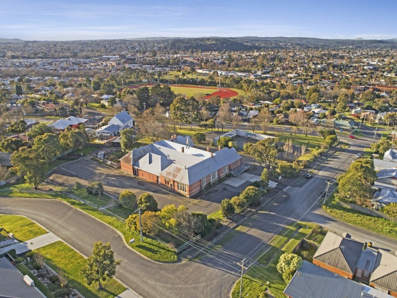 120 English Street, Golden Point VIC 3350