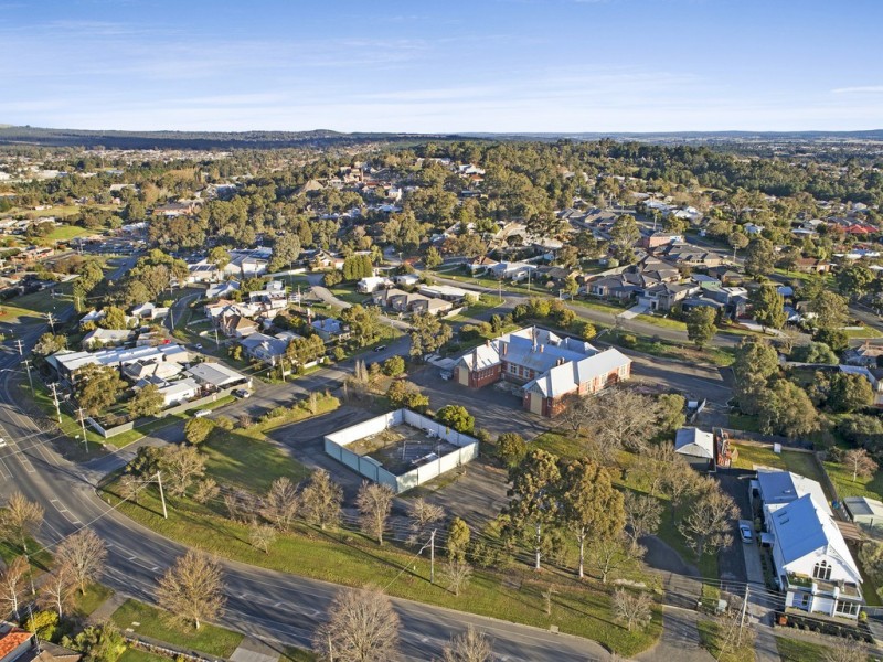 120 English Street, Golden Point VIC 3350