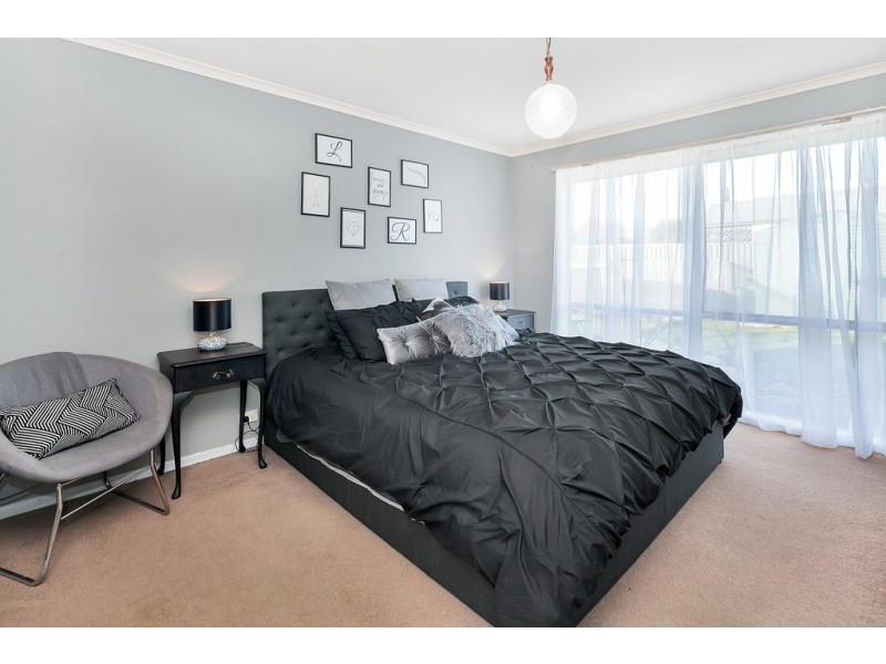 29 Hume Crescent, Alfredton VIC 3350