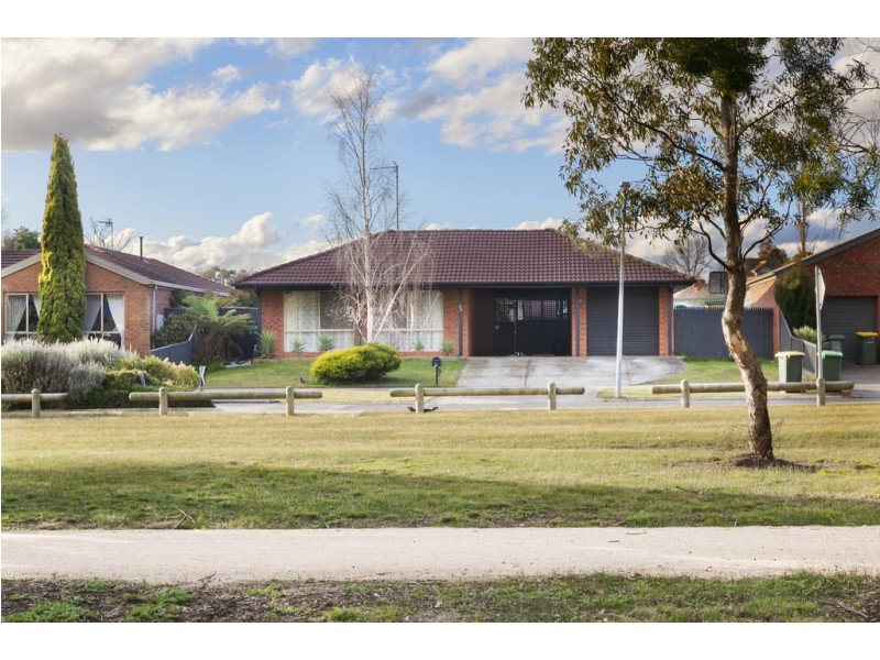 29 Hume Crescent, Alfredton VIC 3350