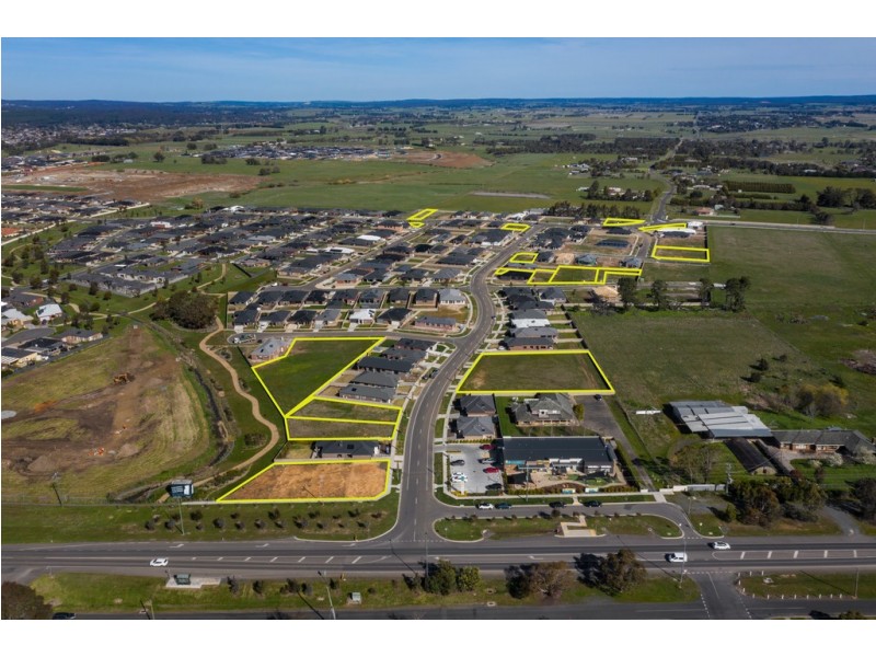 86 (Lot 72) Ascot Gardens Drive, Delacombe VIC 3356