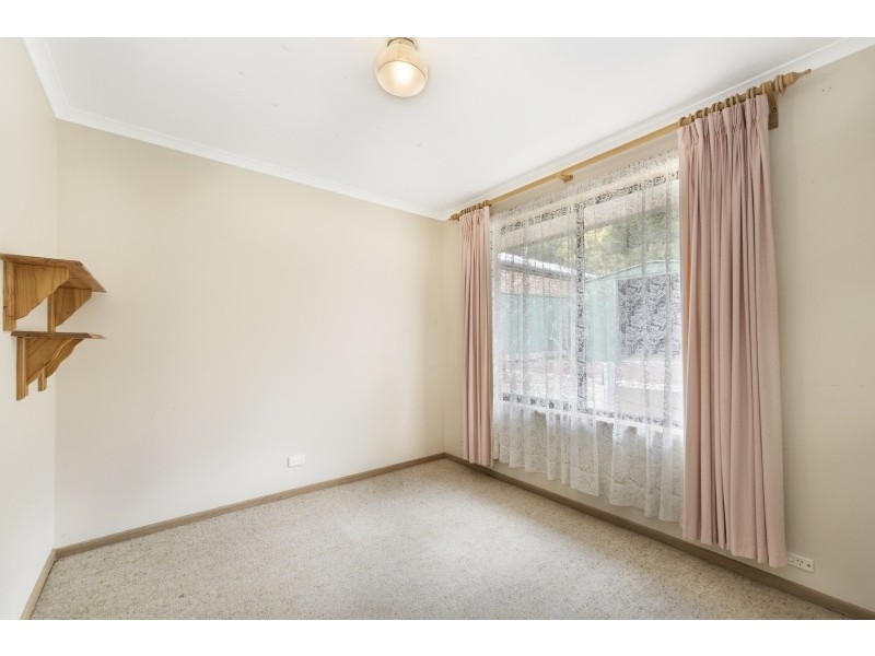 10 Melvyn Crescent, Mount Clear VIC 3350