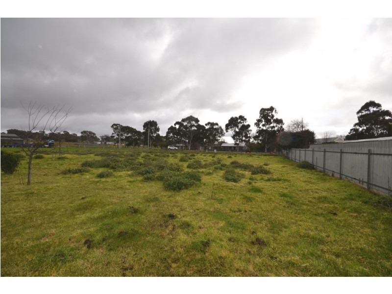 75 Macaulay Street, Talbot VIC 3371