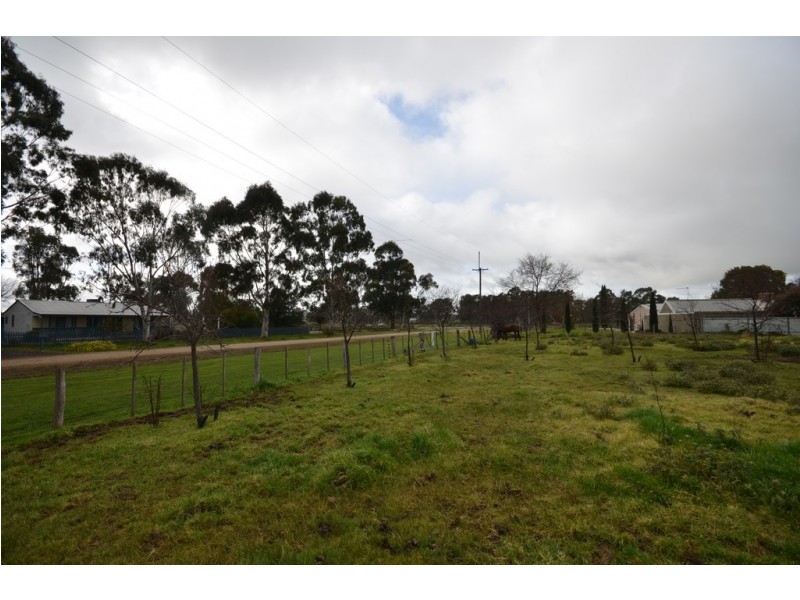 75 Macaulay Street, Talbot VIC 3371