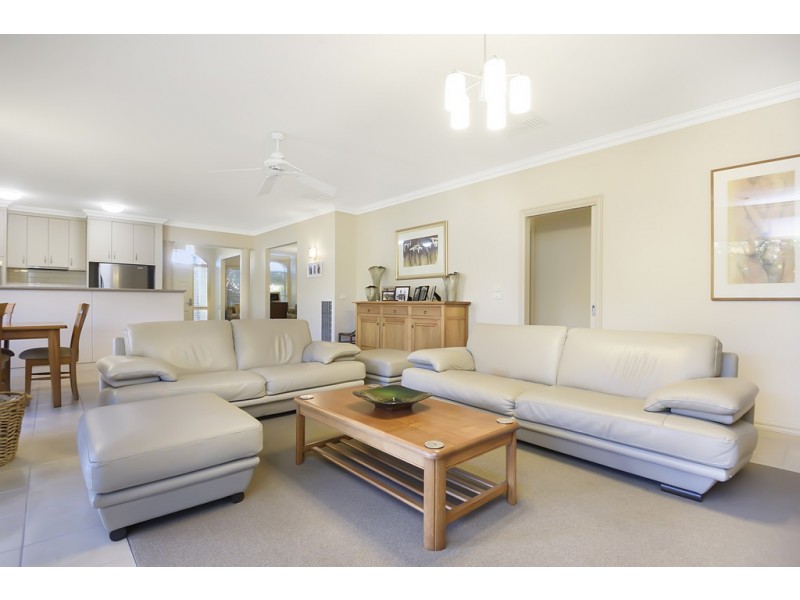 4 Darlington Street, Alfredton VIC 3350