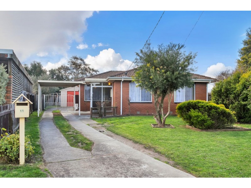 11 McNulty Drive, Wendouree VIC 3355