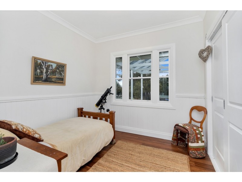 1172 Yendon-Egerton Rd, Mount Egerton VIC 3352