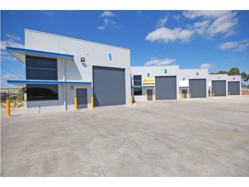 2/33 Laidlaw Drive, Delacombe VIC 3356