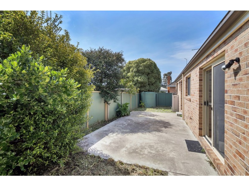 2a Dallas Avenue, Mount Clear VIC 3350