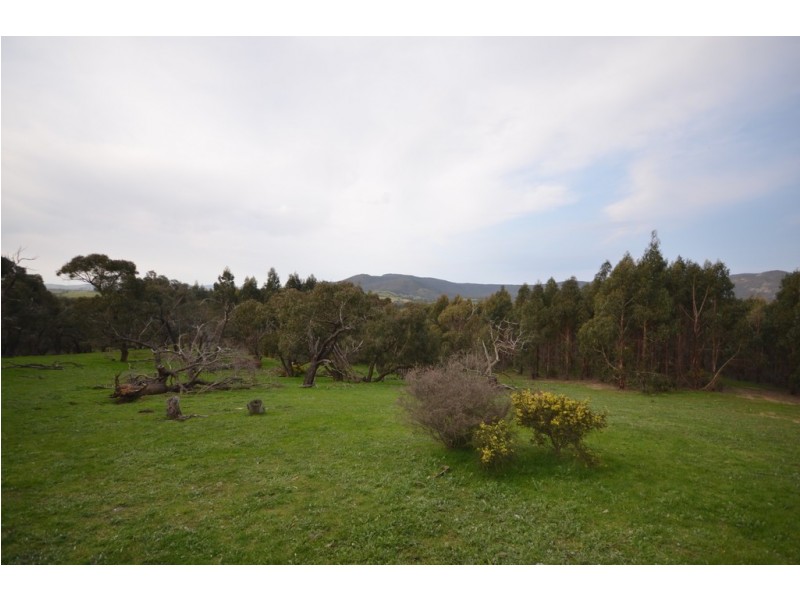 “Dadswell” Buangor – Ben Nevis Road, Warrak VIC 3377