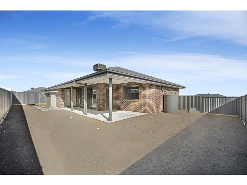 58 Dorset Drive, Alfredton VIC 3350