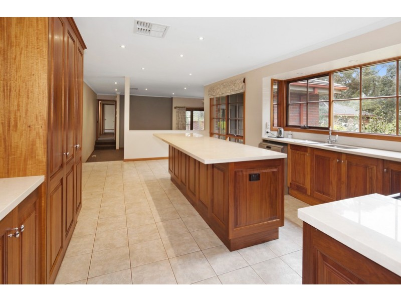 9555 Western Hwy, Warrenheip VIC 3352