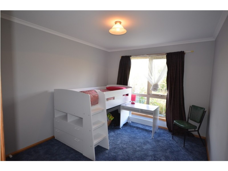 78 Main Street, Derrinallum VIC 3325