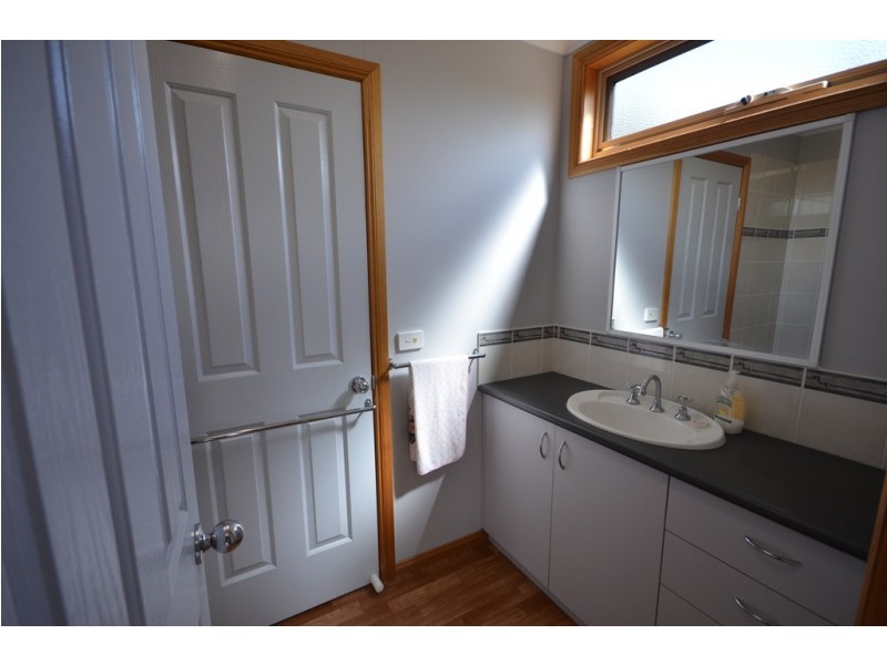 78 Main Street, Derrinallum VIC 3325