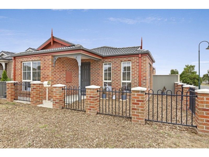 7 Oscar Drive, Sebastopol VIC 3356