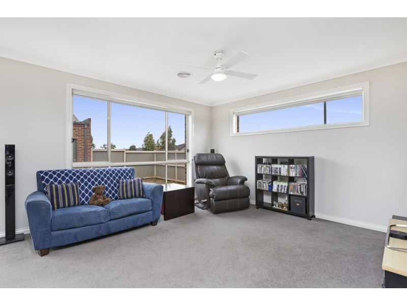 7 Oscar Drive, Sebastopol VIC 3356