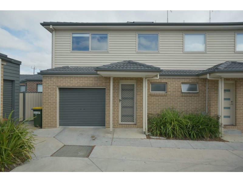 21 Ron Court, Canadian VIC 3350