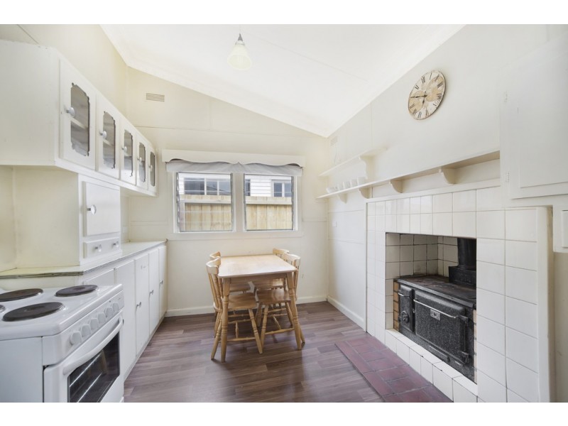 720 Laurie Street, Mount Pleasant VIC 3350