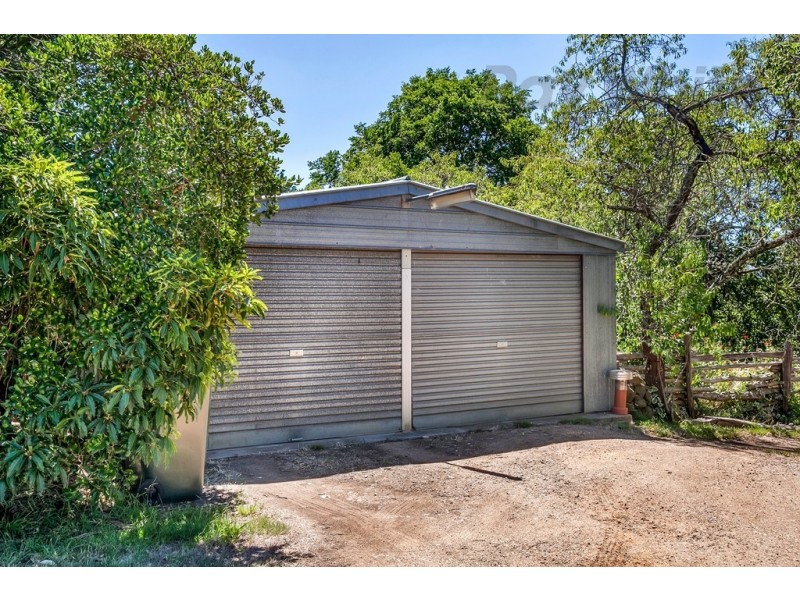 140 Argyle Rd, Happy Valley VIC 3360