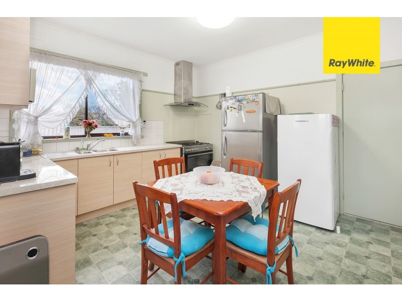 5 Violet Grove, Wendouree VIC 3355