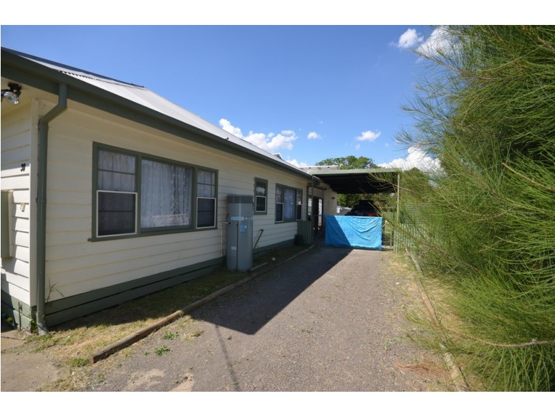 30 Thomson Street, Lexton VIC 3352