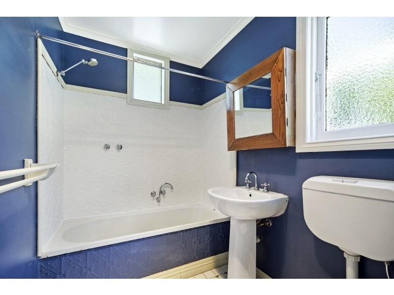 201 Clyde Street, Soldiers Hill VIC 3350