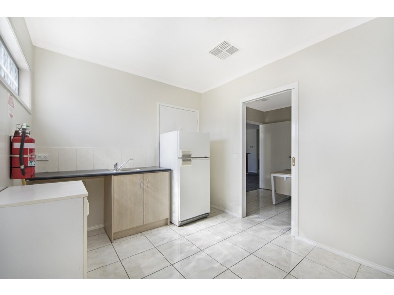 2 Princes Street, Ballarat East VIC 3350