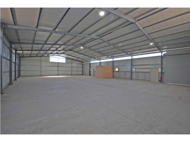 4/549 Otway Street South, Canadian VIC 3350