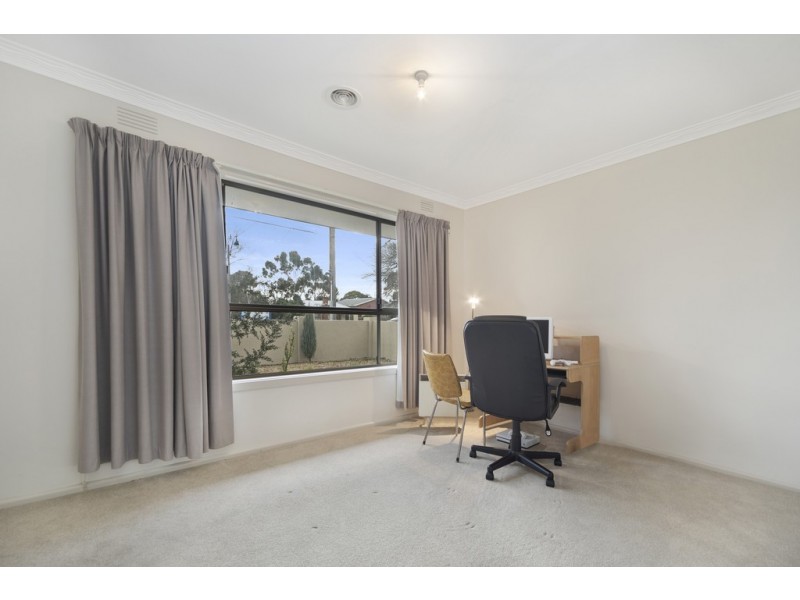 15 Nader Close, Redan VIC 3350