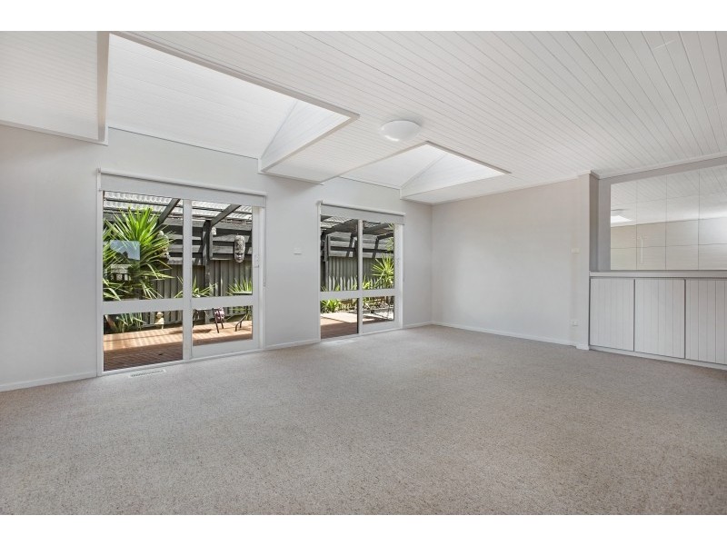 7-9 Hale Avenue, Mount Clear VIC 3350