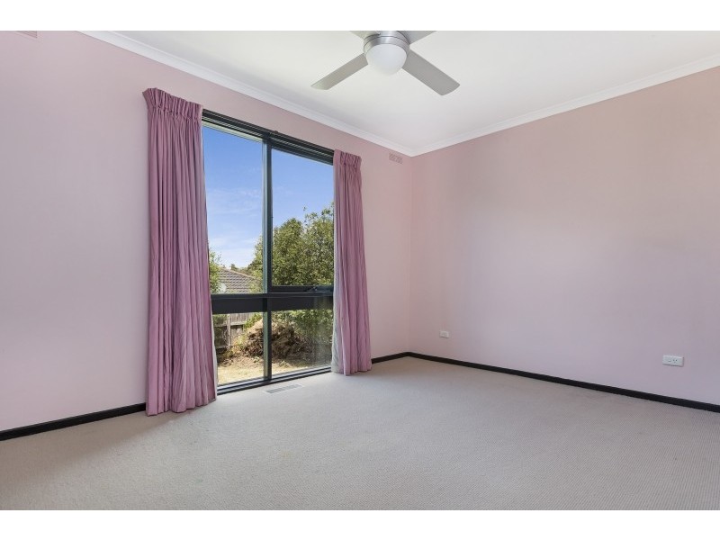 7-9 Hale Avenue, Mount Clear VIC 3350