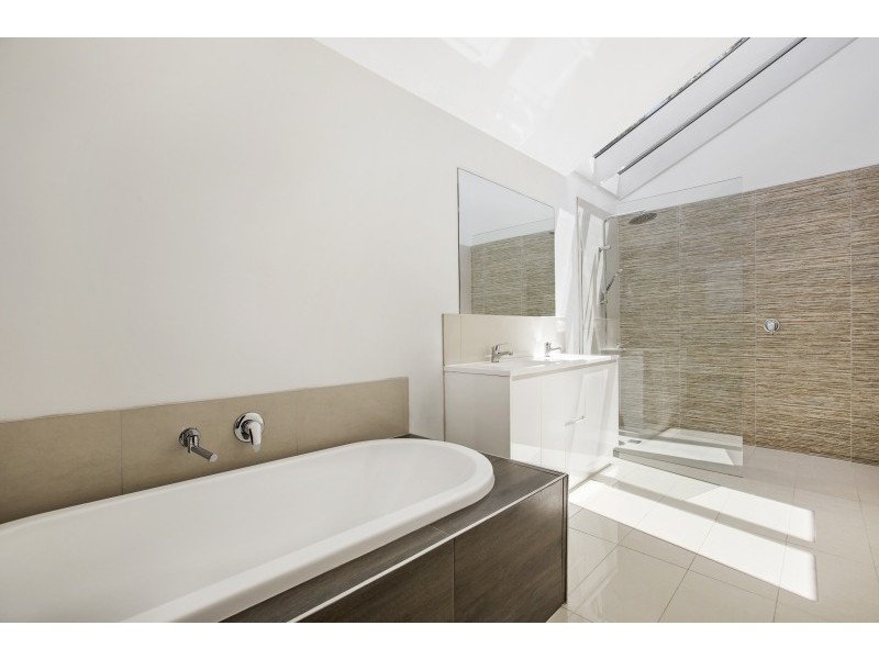 7-9 Hale Avenue, Mount Clear VIC 3350
