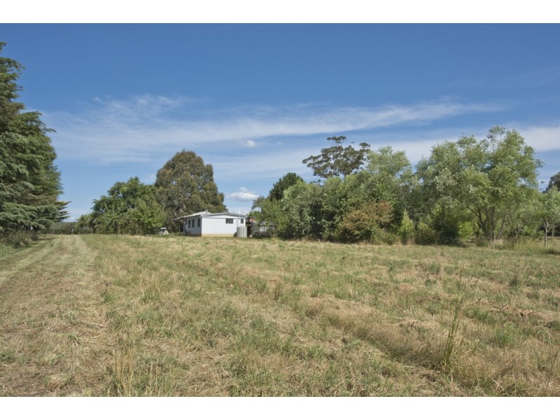 17 Sucklings Road, Langdons Hill VIC 3363