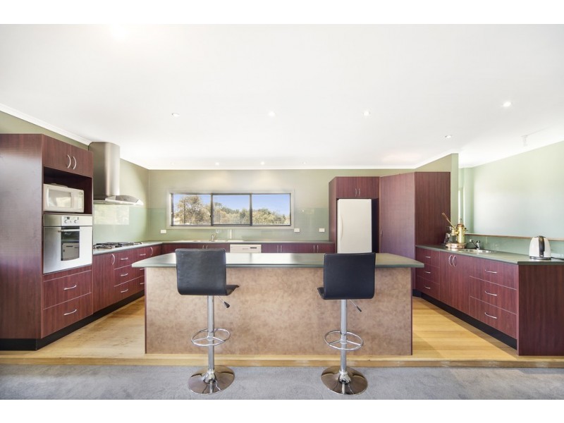 601 Main Road, Golden Point VIC 3350