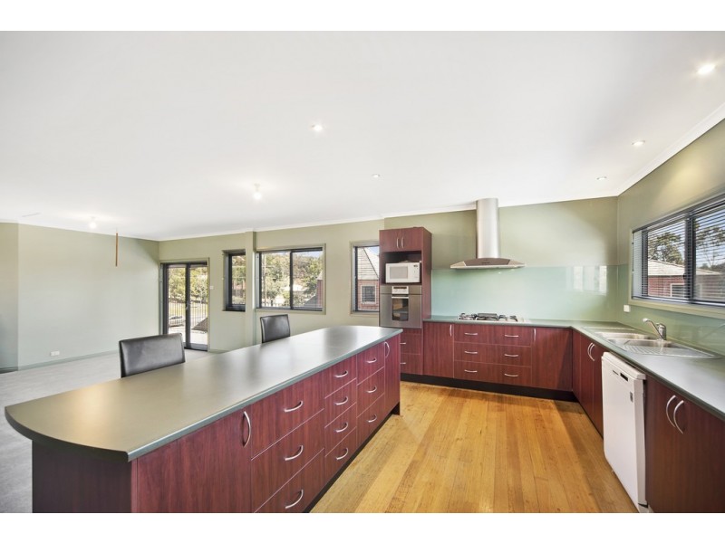 601 Main Road, Golden Point VIC 3350
